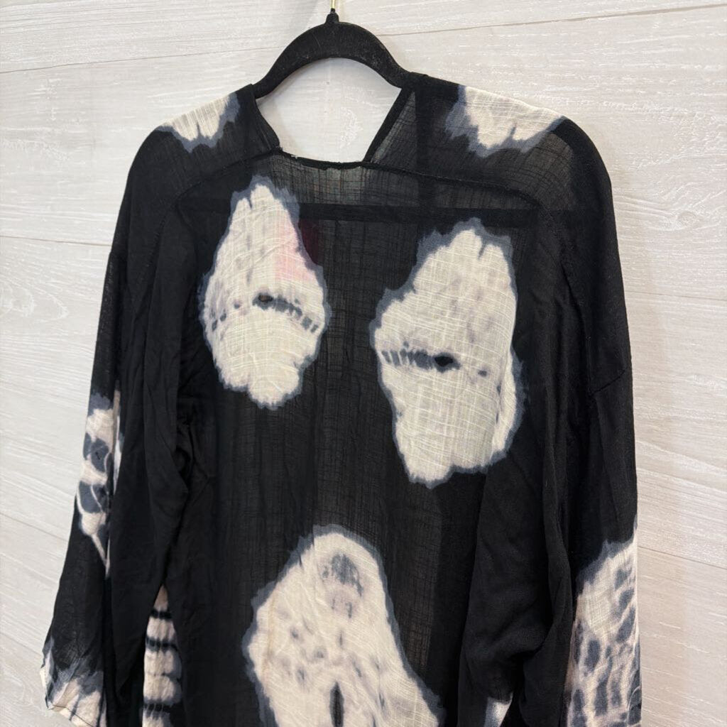 Free People Black/ White Print Long Sleeve Duster Kimono Top One Size