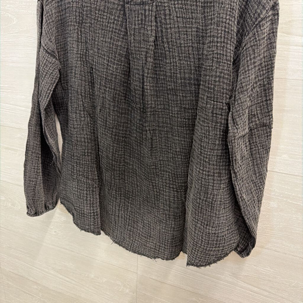 New'm Black Textured Long Sleeve Top Small