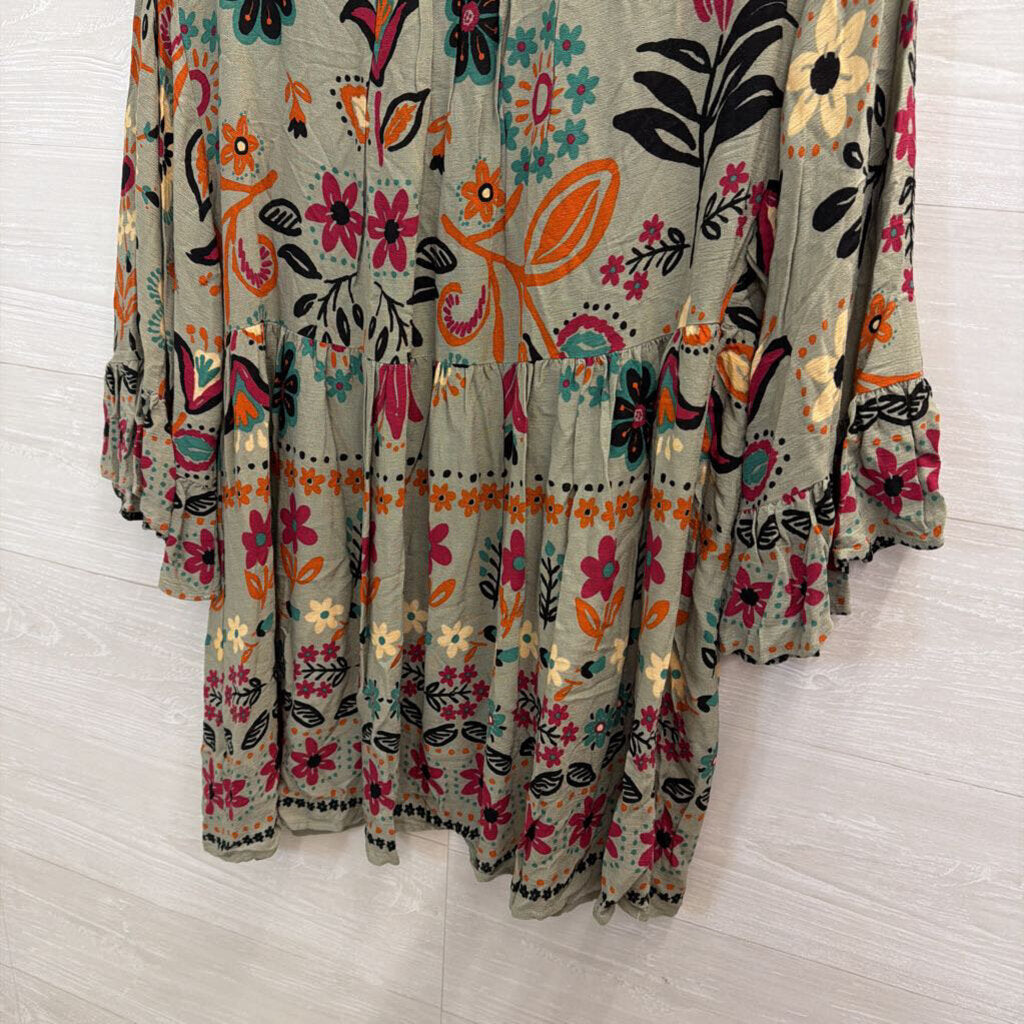 Three Bird Nest Green/ Multi Print Long Sleeve Top Large