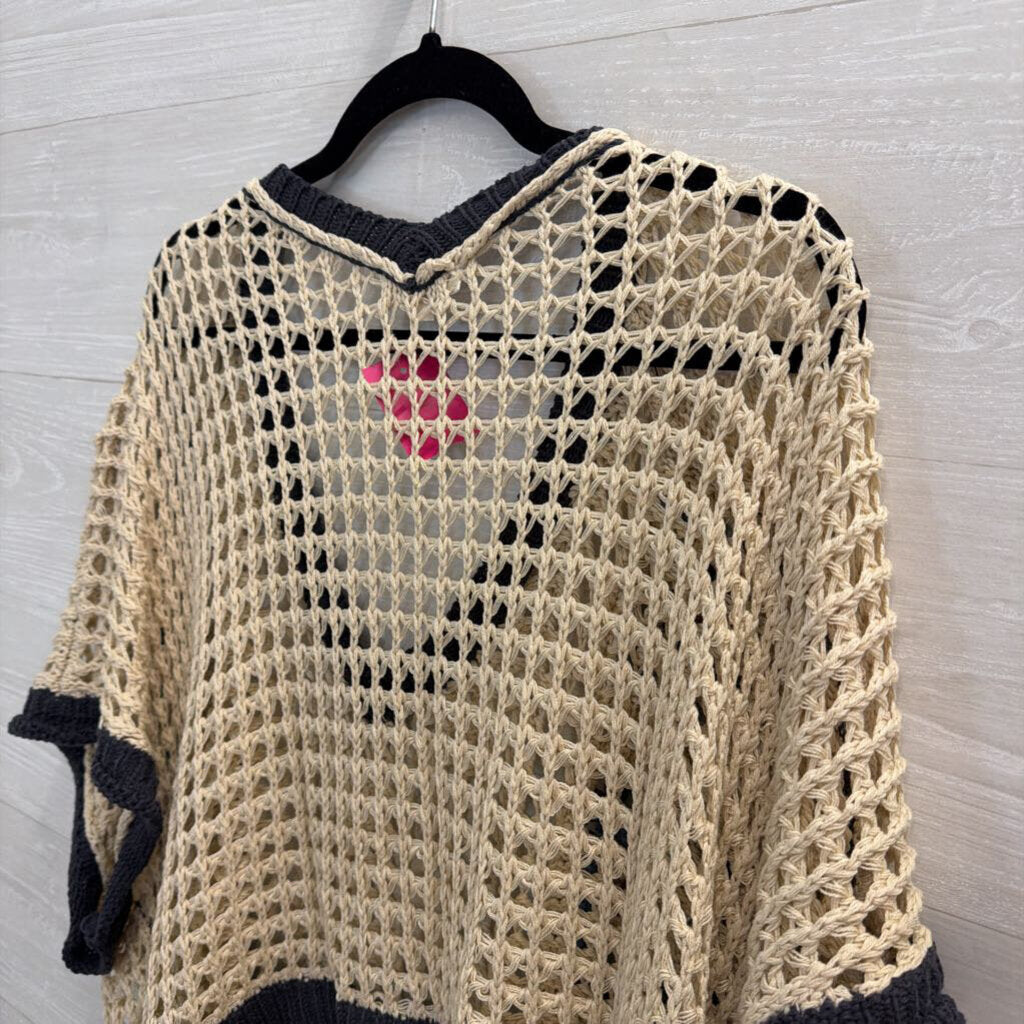 Mello Blue/ Beige Granny Square Open Knit Short Sleeve Top Large