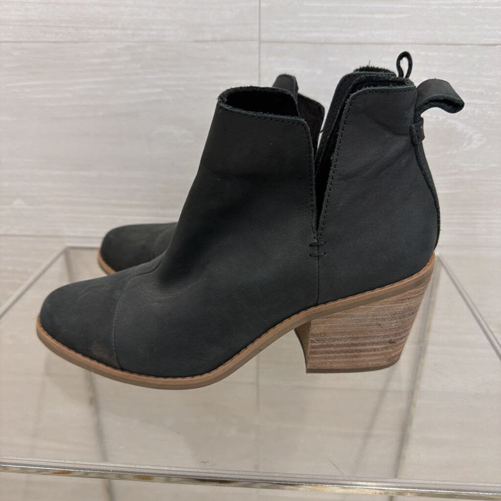 Toms Black Leather Everly Pull On Ankle Boots 7
