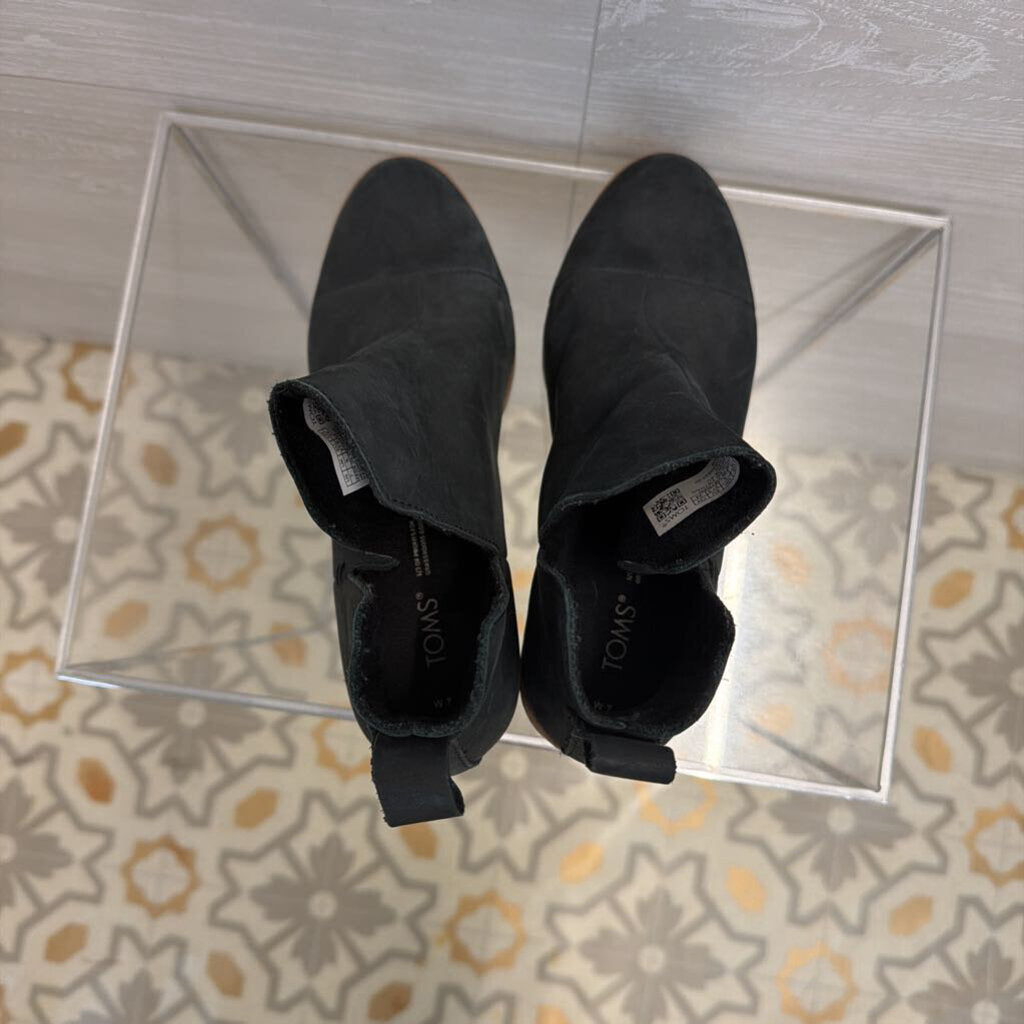 Toms Black Leather Everly Pull On Ankle Boots 7