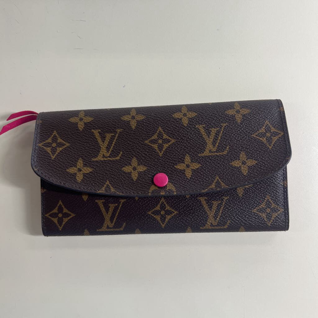 Louis Vuitton Caramel Vernis Zippy Wallet
