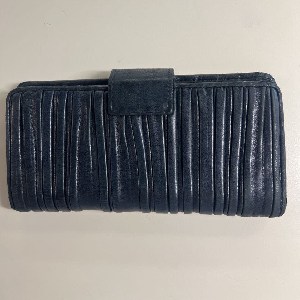 Miu Miu Black Ruched Leather Nappa Gaufre Continental Wallet
