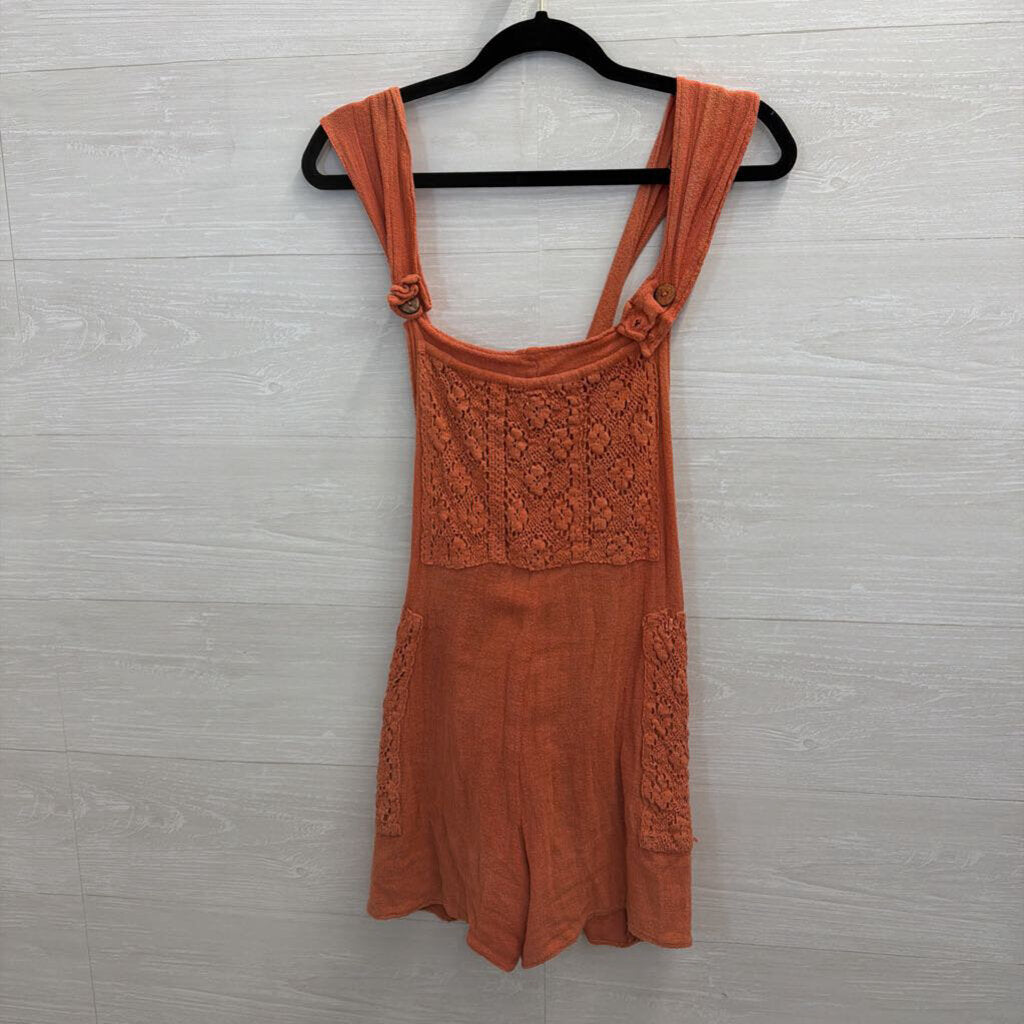 Jens Pirate Booty Orange Lace Detail Romper Extra Small