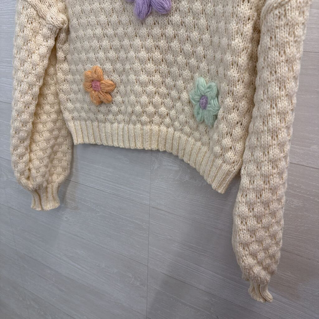 New In Cream/ Multi Flower Detail Cropped Sweater Top Small