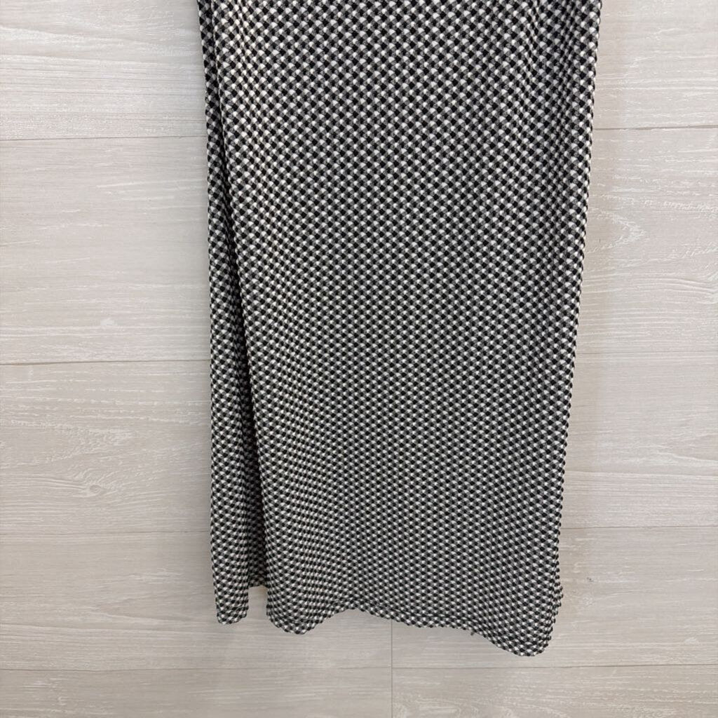 Black/ White Textured Checkered Dress Extra Small