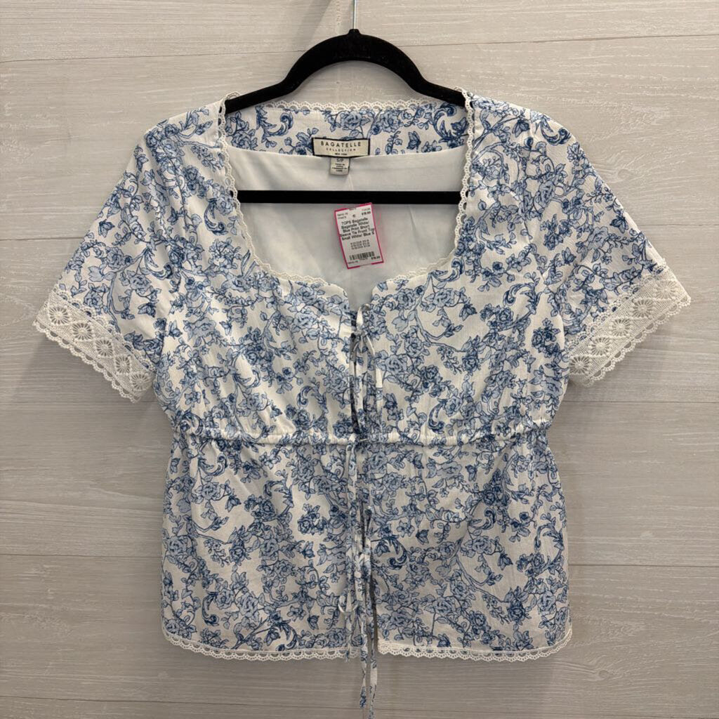 Bagatelle White/ Blue Print Short Sleeve Tie Front Top Small