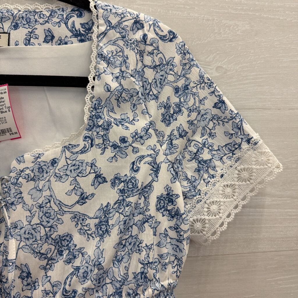 Bagatelle White/ Blue Print Short Sleeve Tie Front Top Small