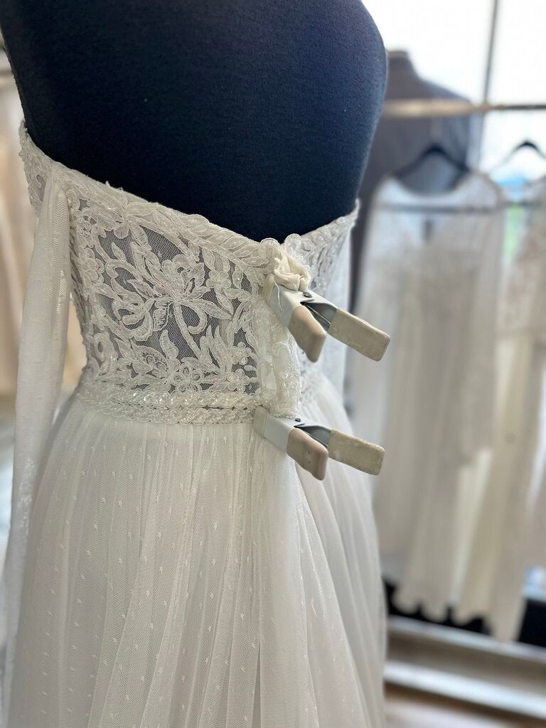 Jessica McClintock Ivory Beaded Lace Swiss Dot Bridal Gown 12