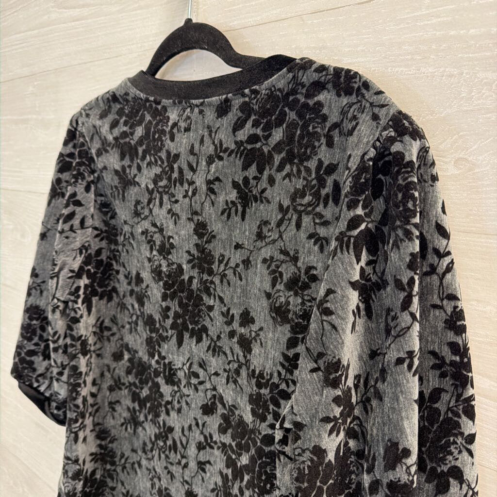 Umgee Black Velvet Print Short Puff Sleeve Top Small