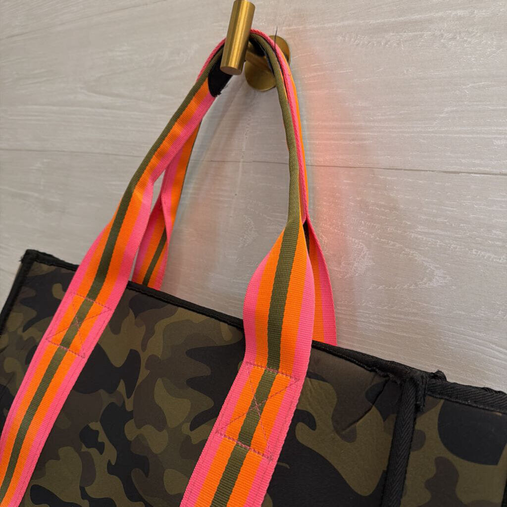 Haute Shore Green/ Multi Camo Print Neoprene Isla Tote Bag