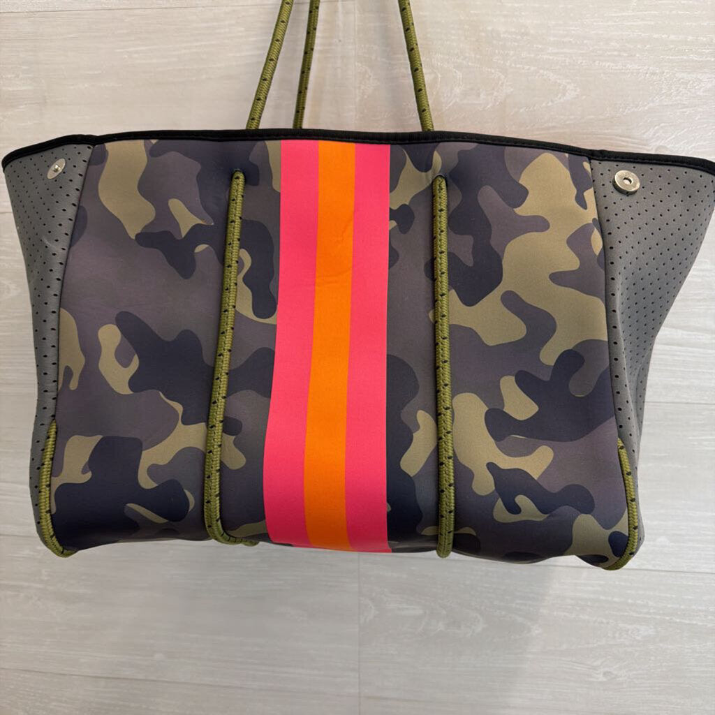 Haute Shore Green/ Multi Camo Print Neoprene Greyson Tote Bag