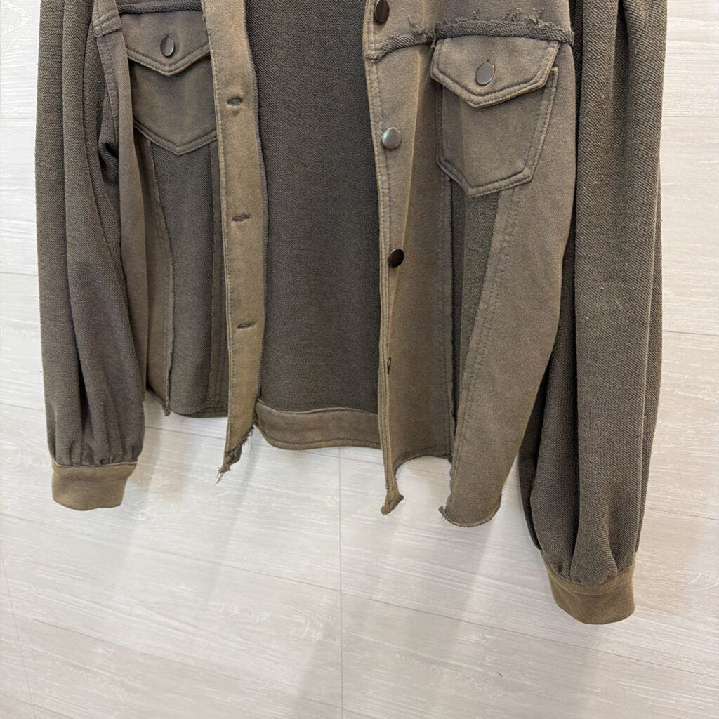 POL Green Soft Button Front Shacket Medium