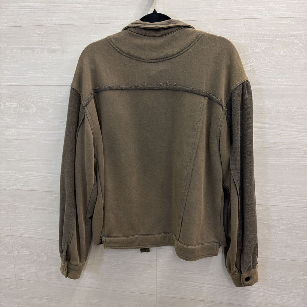 POL Green Soft Button Front Shacket Medium