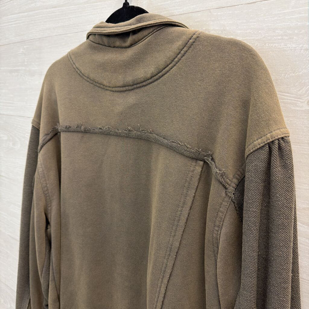 POL Green Soft Button Front Shacket Medium