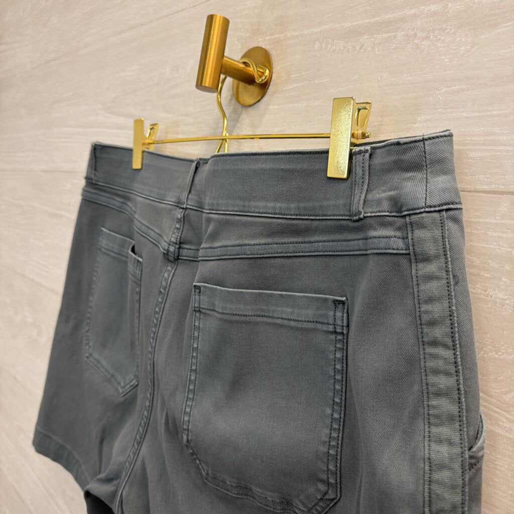 Spanx Blue Pull On Shorts Large