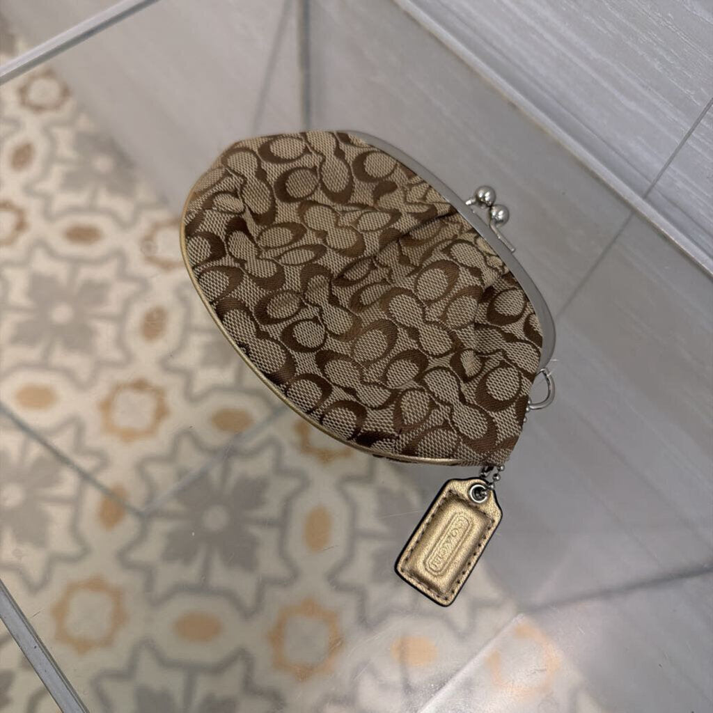 Coach Brown Vintage Kisslock Coin Purse