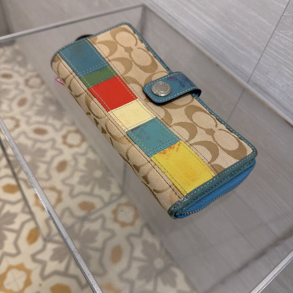 Coach Brown/ Multi Signature Patchwork Clutch Wallet