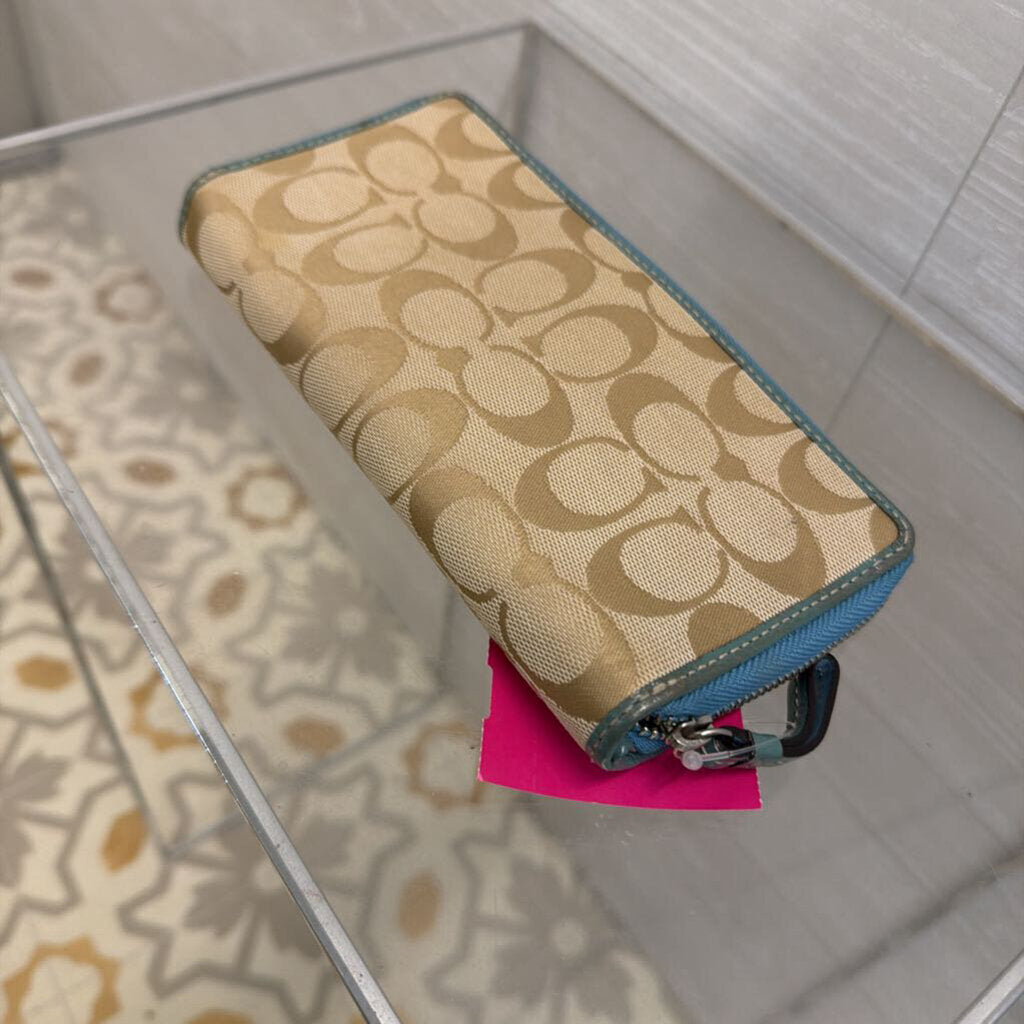 Coach Brown/ Multi Signature Patchwork Clutch Wallet