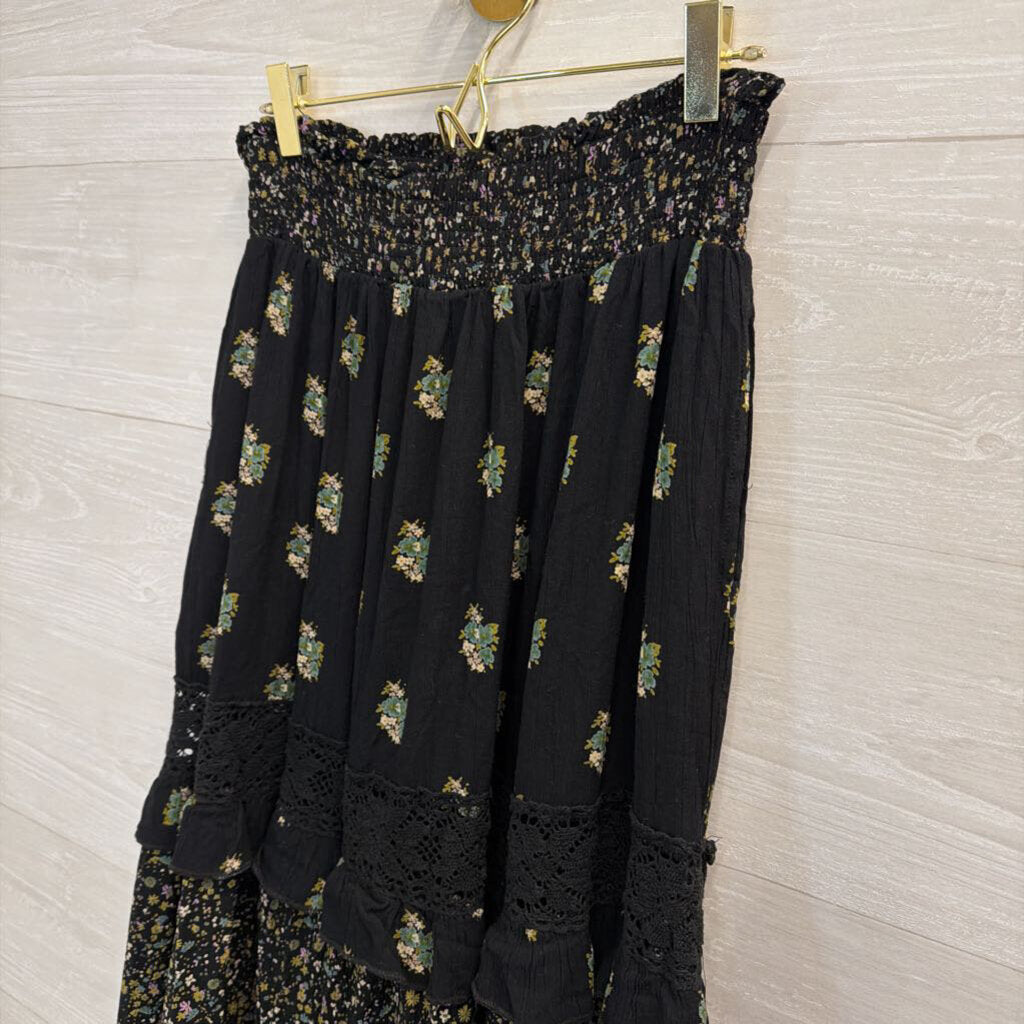Angie Black/ Multi Print Tiered Maxi Skirt Medium