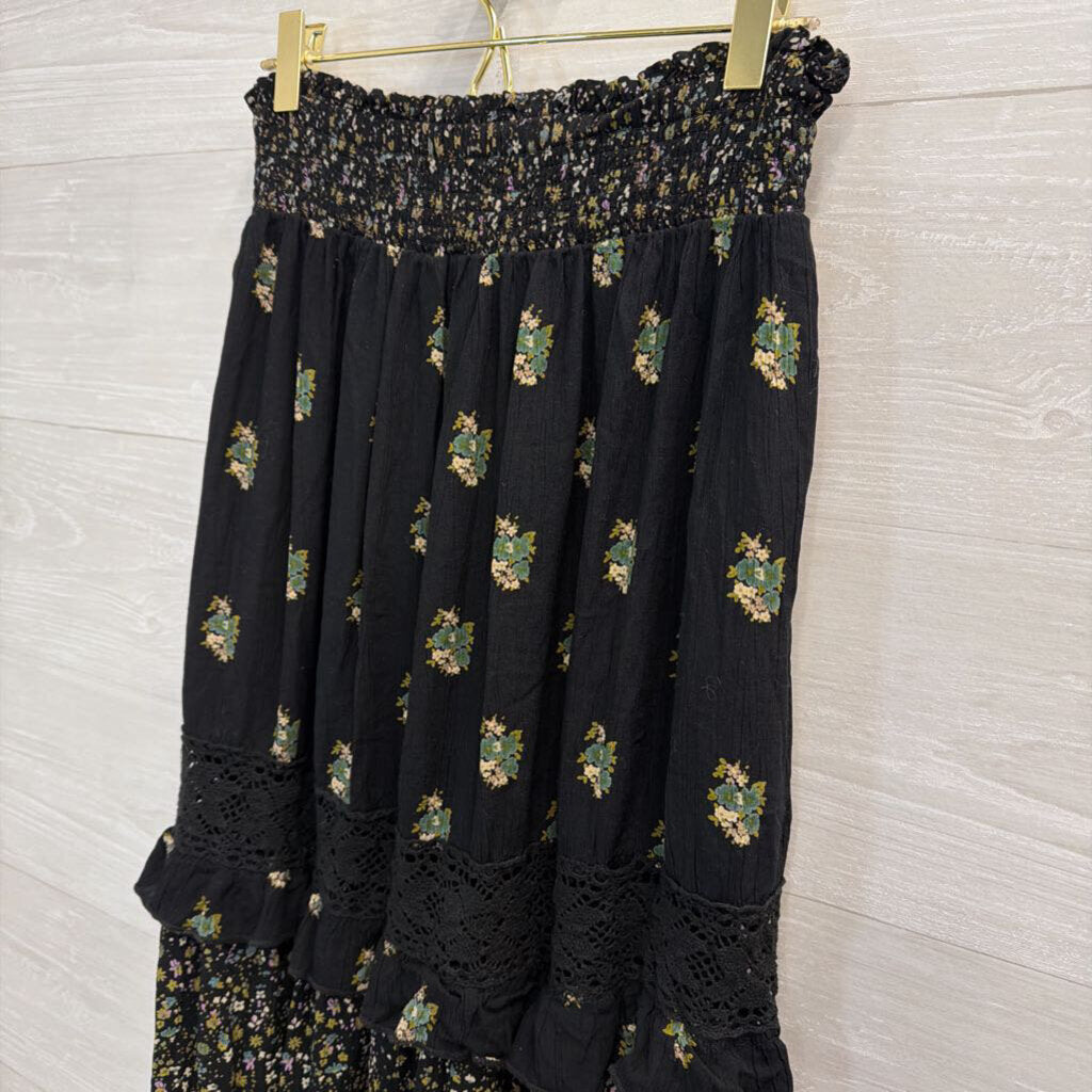 Angie Black/ Multi Print Tiered Maxi Skirt Medium