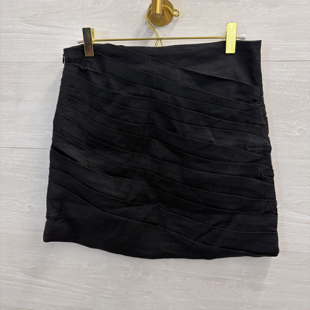 ASTR The Label Black Textured Mini Skirt Small