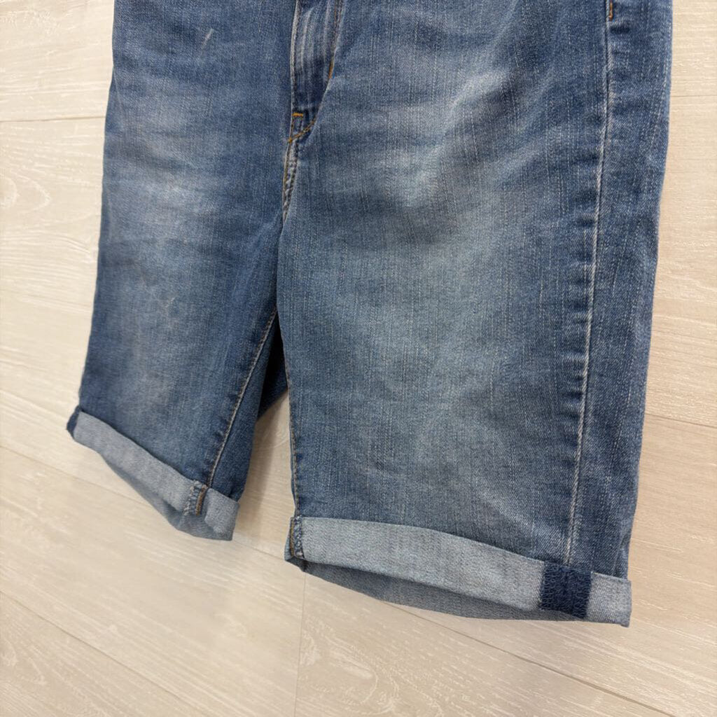 Levi Medium Wash Bermuda Shorts 10