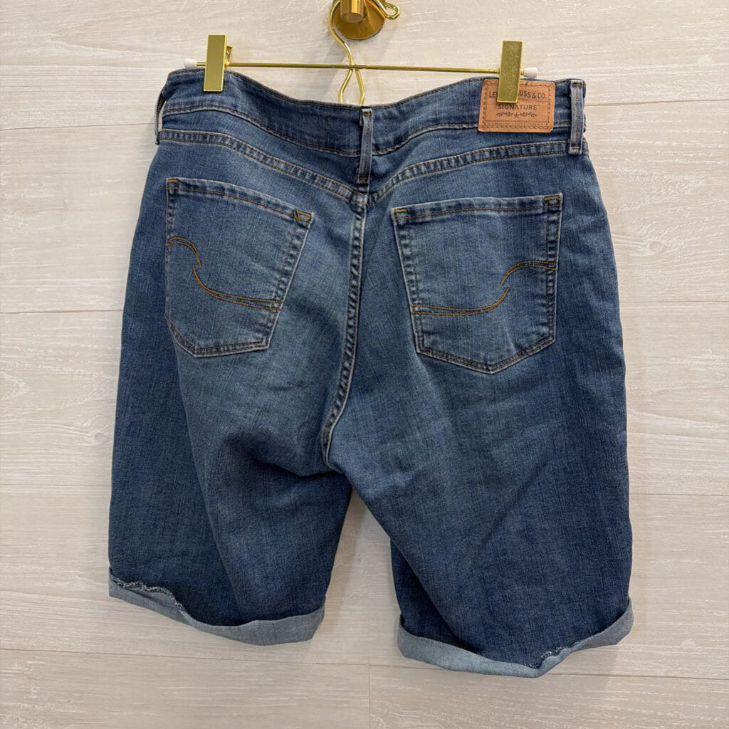 Levi Medium Wash Bermuda Shorts 10
