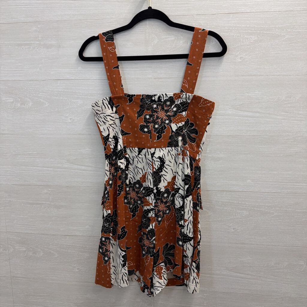House of Harlow 1960 Brown/ Black Print Button Front Romper 4