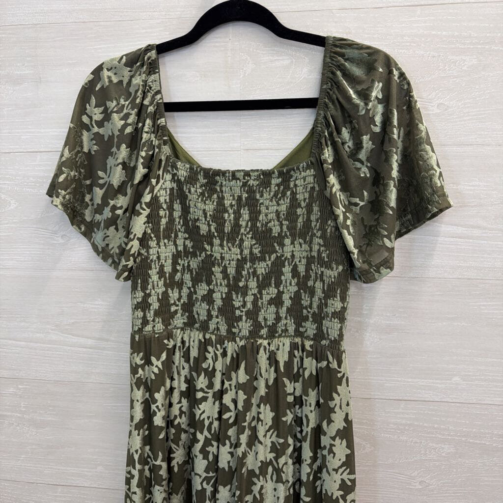 Baltic Born Green Velvet Print Short Flutter Sleeve Maxi Dress Medium