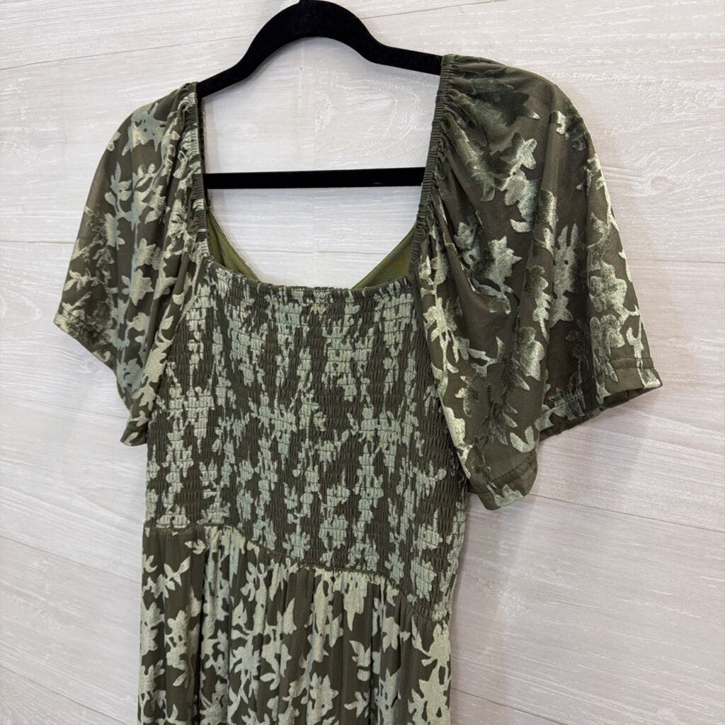 Baltic Born Green Velvet Print Short Flutter Sleeve Maxi Dress Medium