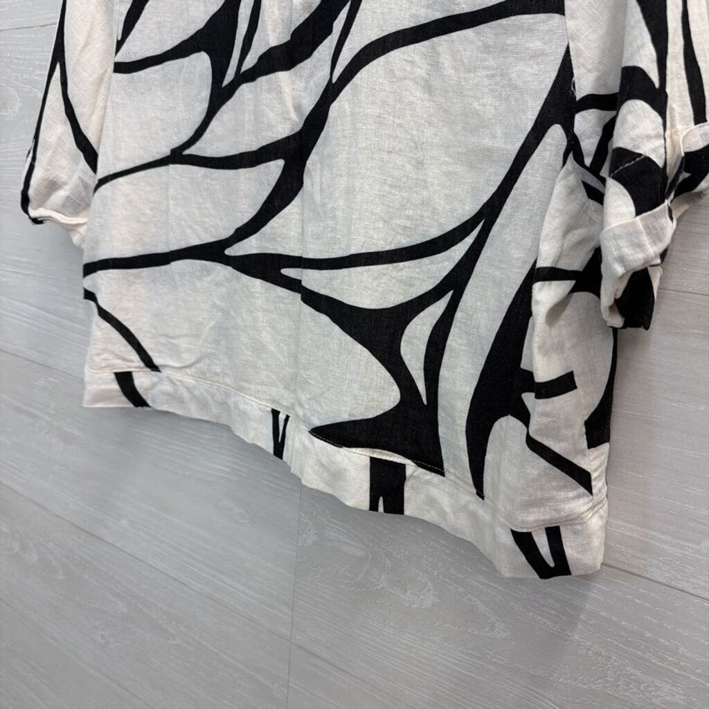 Christian Siriano White/ Black Print Cropped Short Sleeve Button Down Top Large