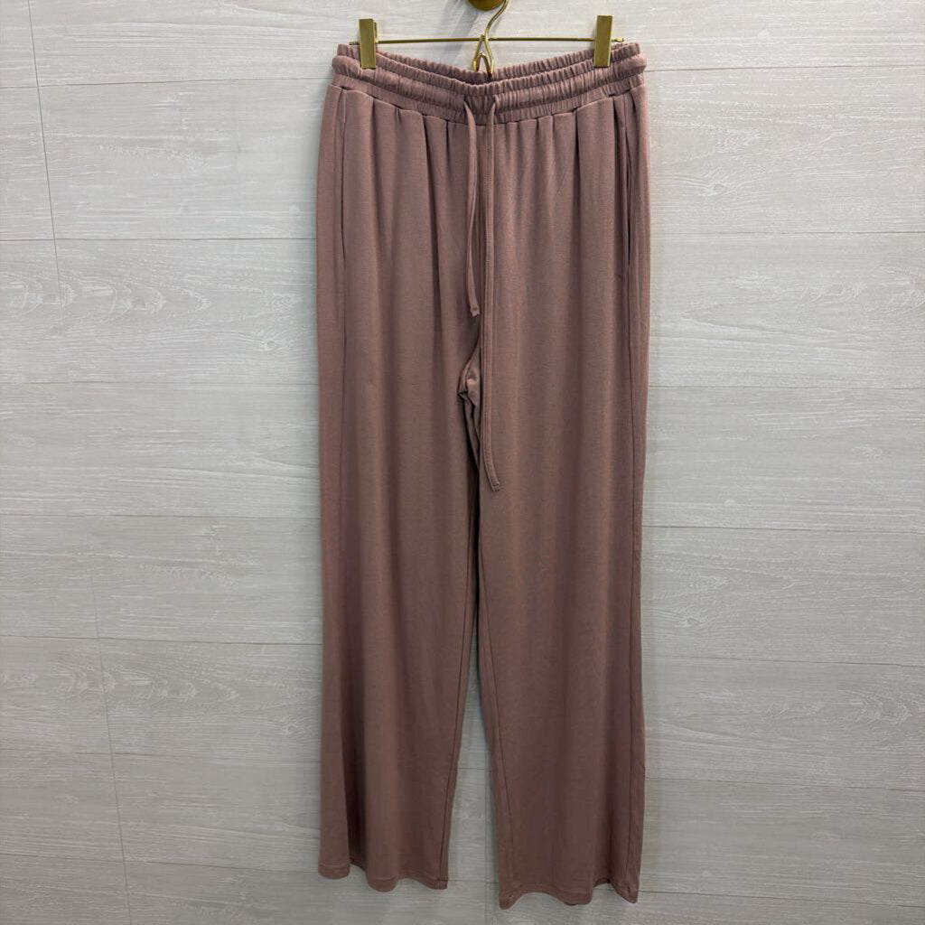 Trendy Queen Mauve Short Sleeve Top/ Pants Lounge Set Small