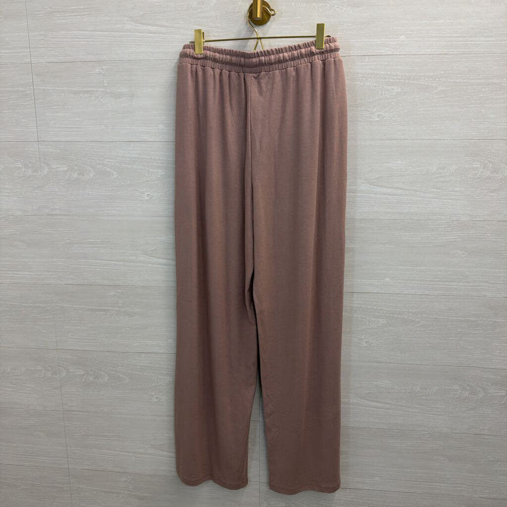 Trendy Queen Mauve Short Sleeve Top/ Pants Lounge Set Small