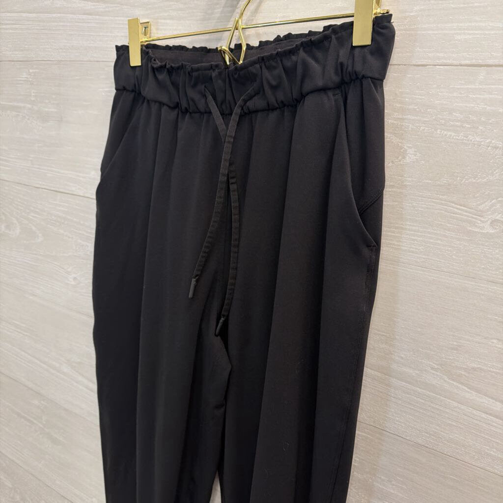 Lululemon Black High Waisted Pull On Joggers 4