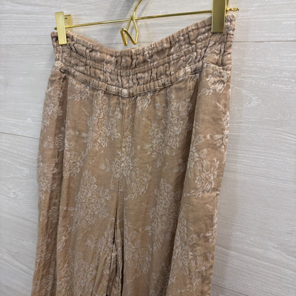 Anthropologie Beige/ White Print Wide Leg Pull On Pants XXS