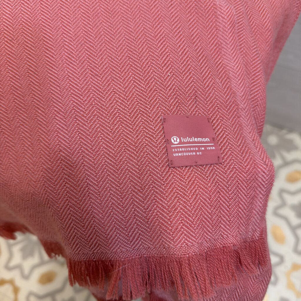 Lululemon Pink Blanket Scarf