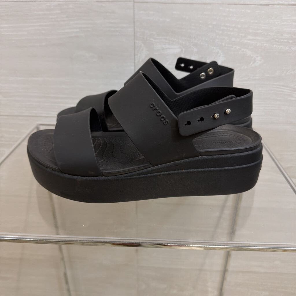Crocs Black Brooklyn Low Wedge Sandals 8