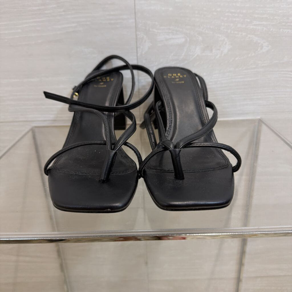 One Planet by Qupid Black Strappy Square Toe Heels 8