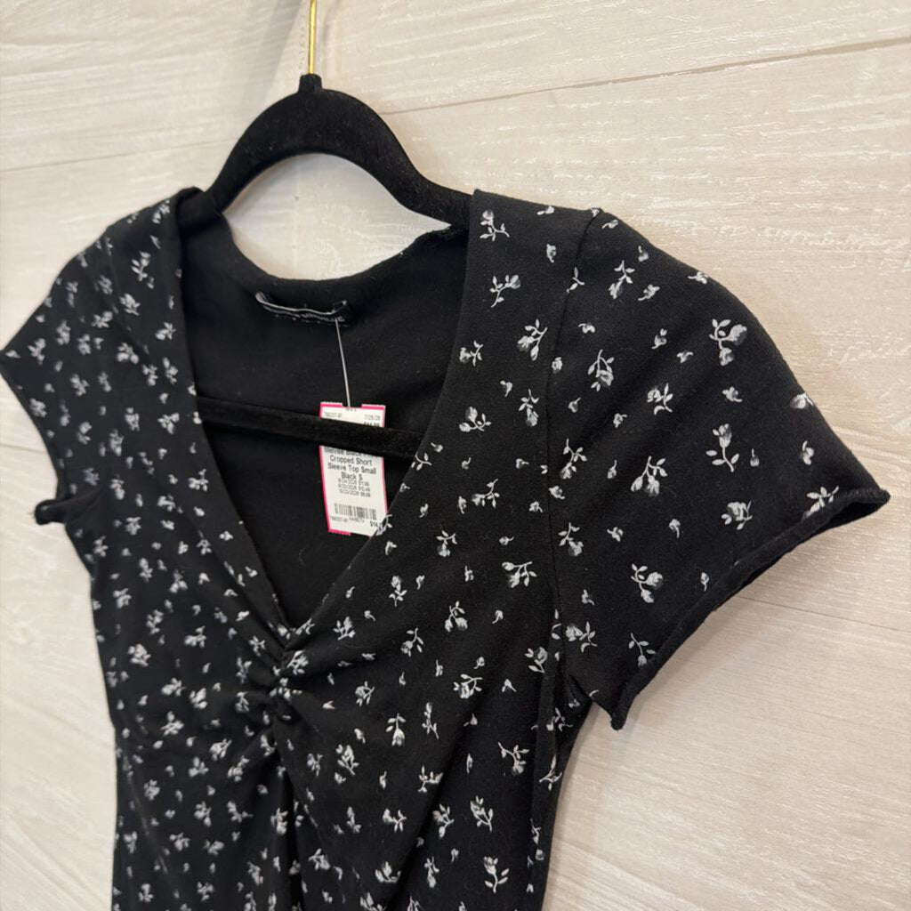 Brandy Melville Black Print Cropped Short Sleeve Top Small