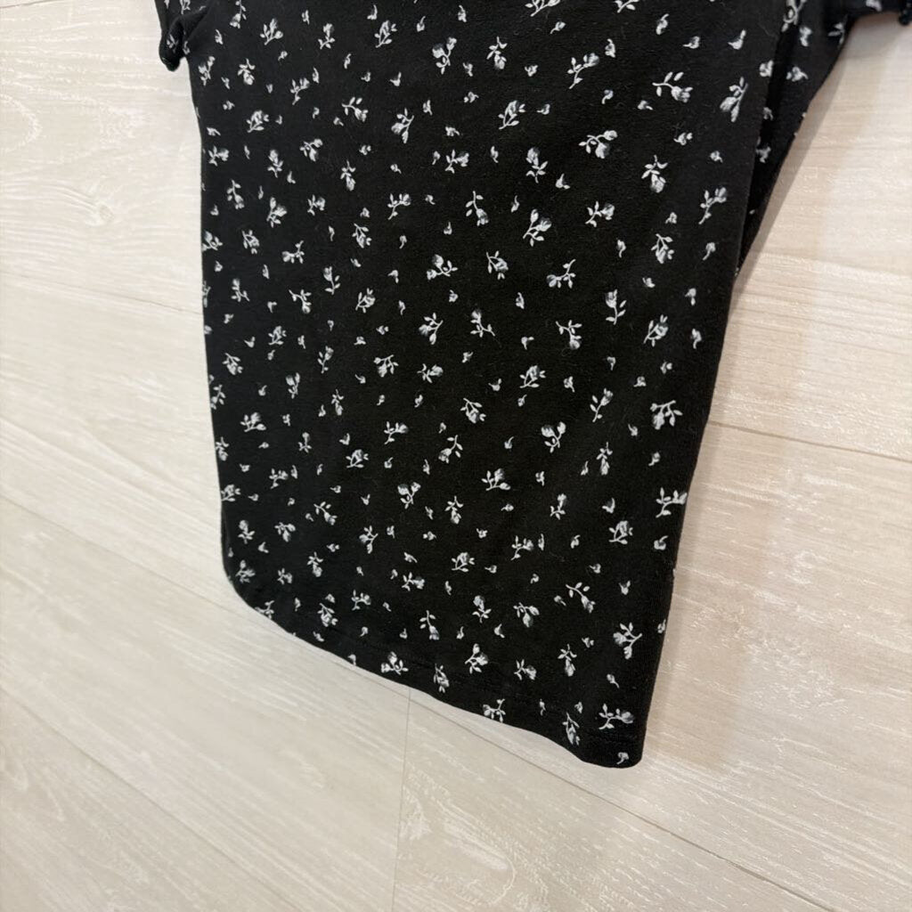 Brandy Melville Black Print Cropped Short Sleeve Top Small