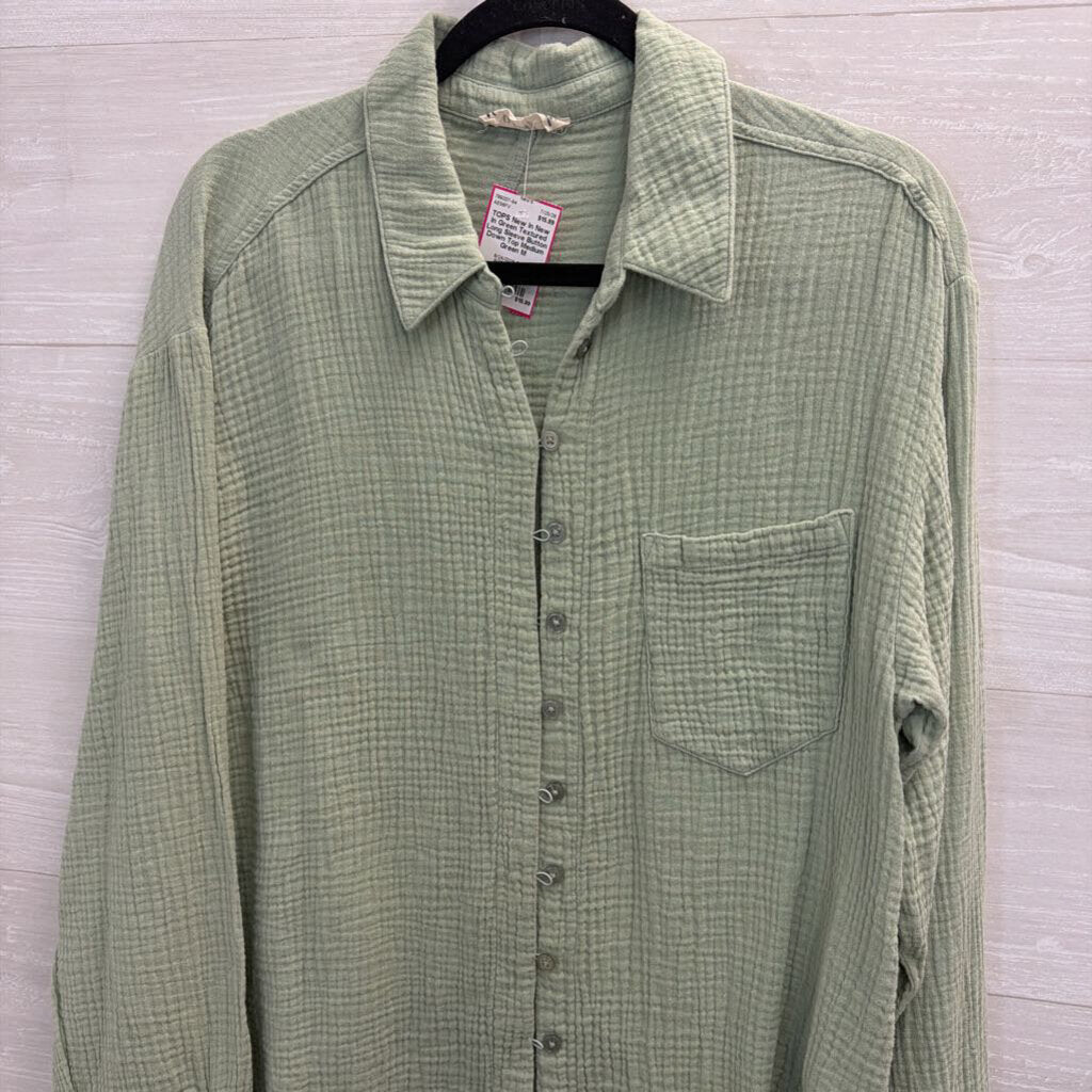 New In Green Textured Long Sleeve Button Down Top Medium