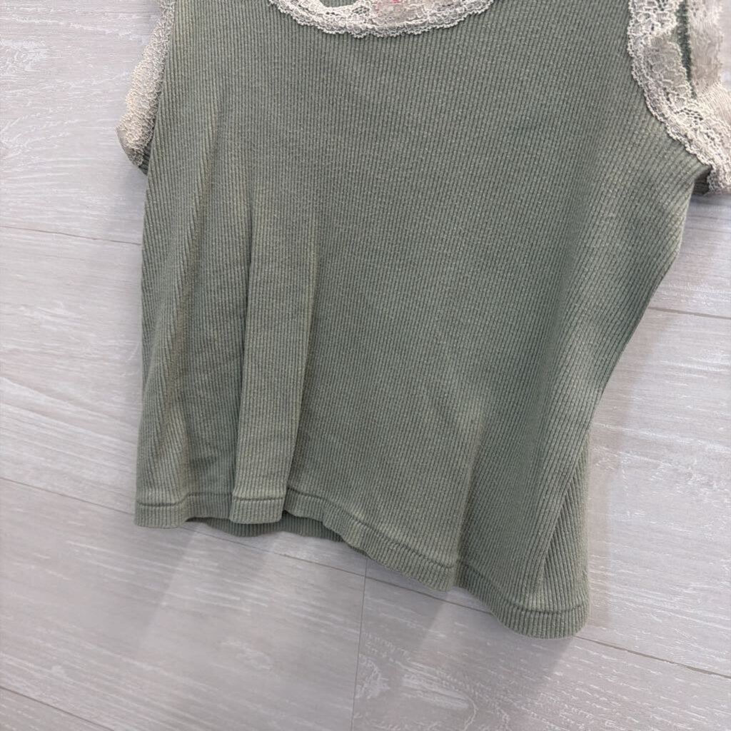 Green Lace Edge Cropped Tank Top Small