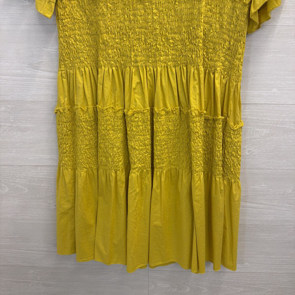 Marisima Green Short Sleeve Tiered Smocked Dress One Size