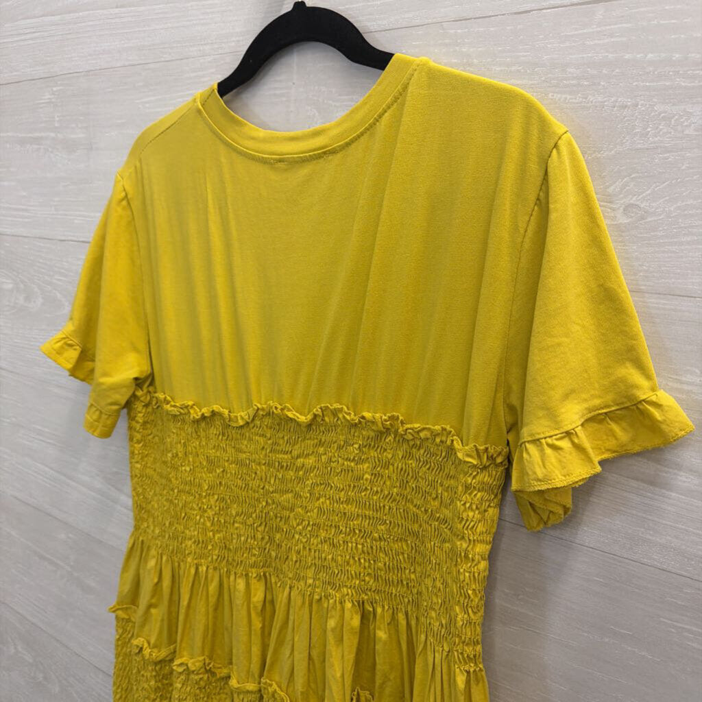 Marisima Green Short Sleeve Tiered Smocked Dress One Size