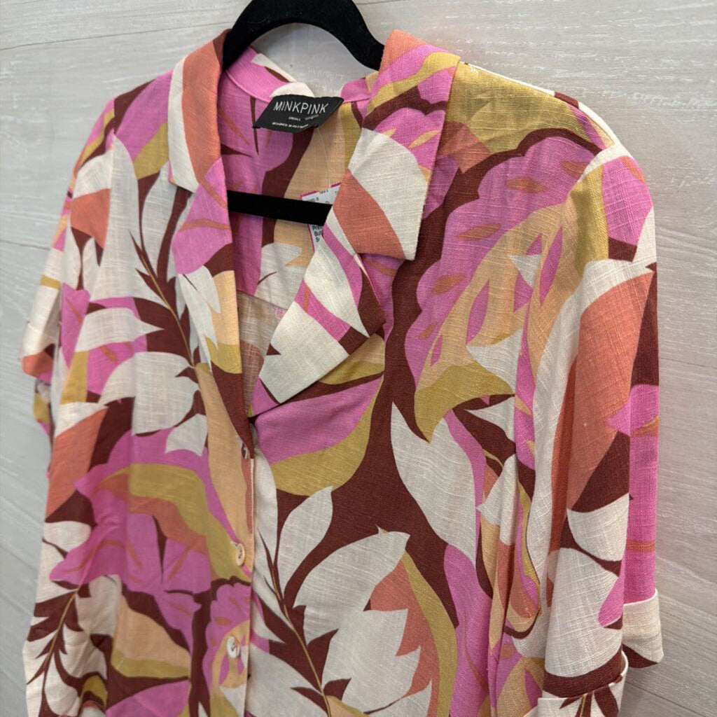 Mink Pink Pink/ Multi Print Short Sleeve Button Down Top Small