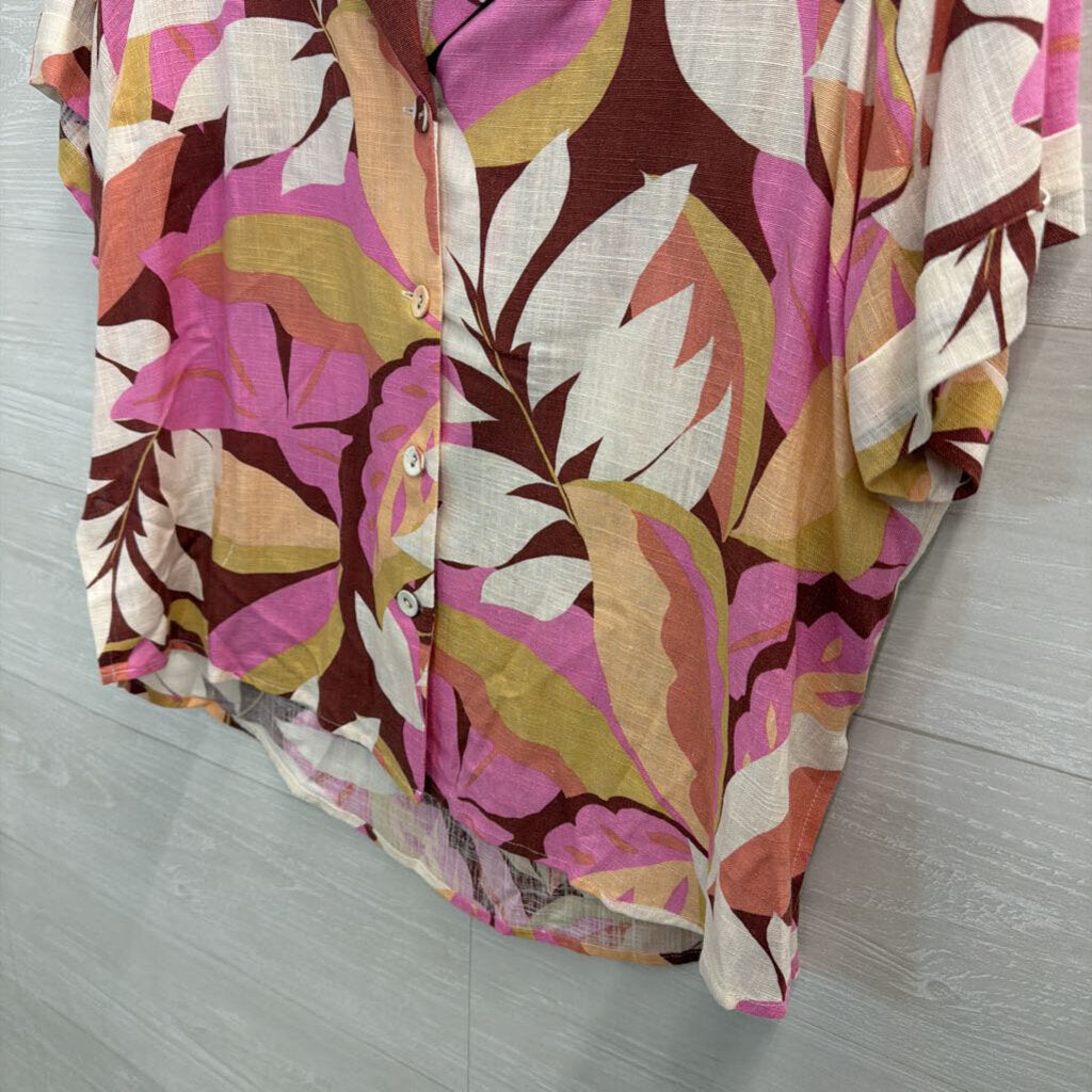 Mink Pink Pink/ Multi Print Short Sleeve Button Down Top Small