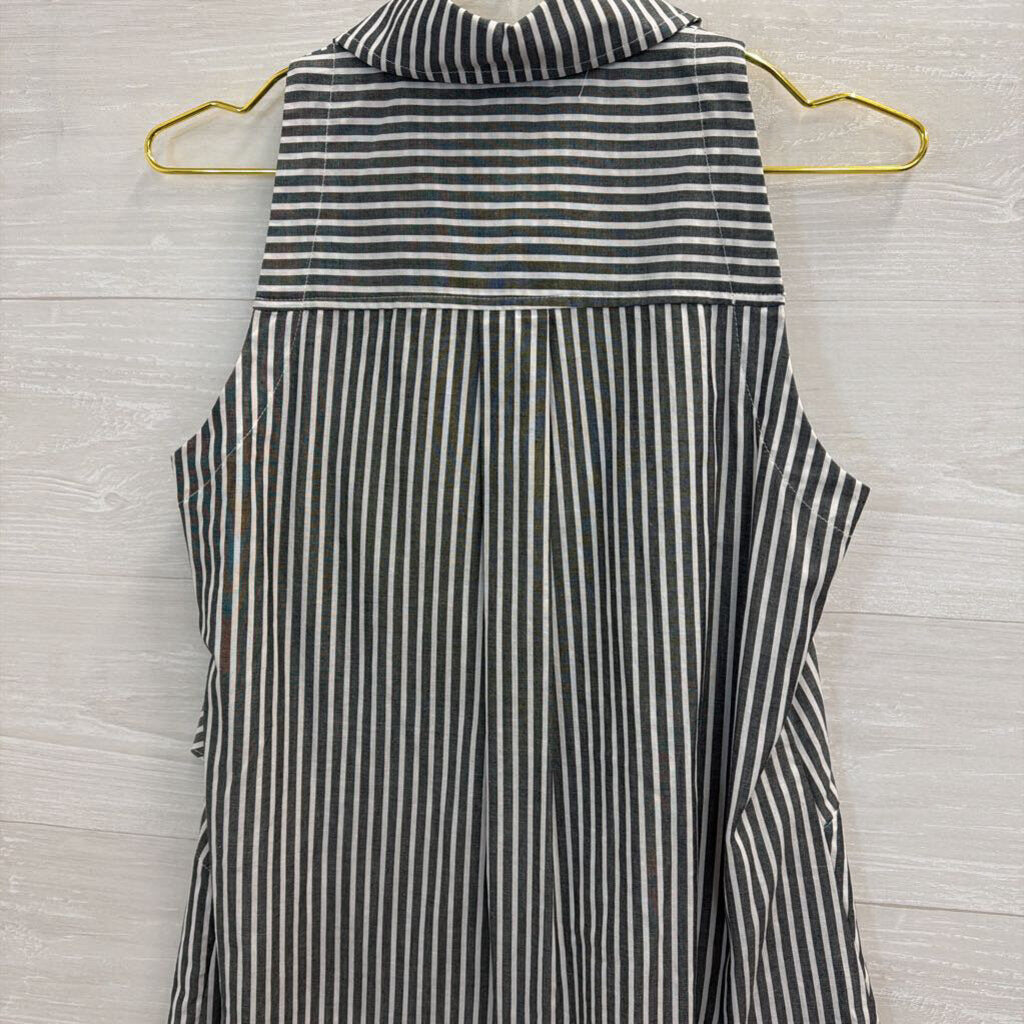 Finley Grey/ White Striped Sleeveless Button Down Top Small