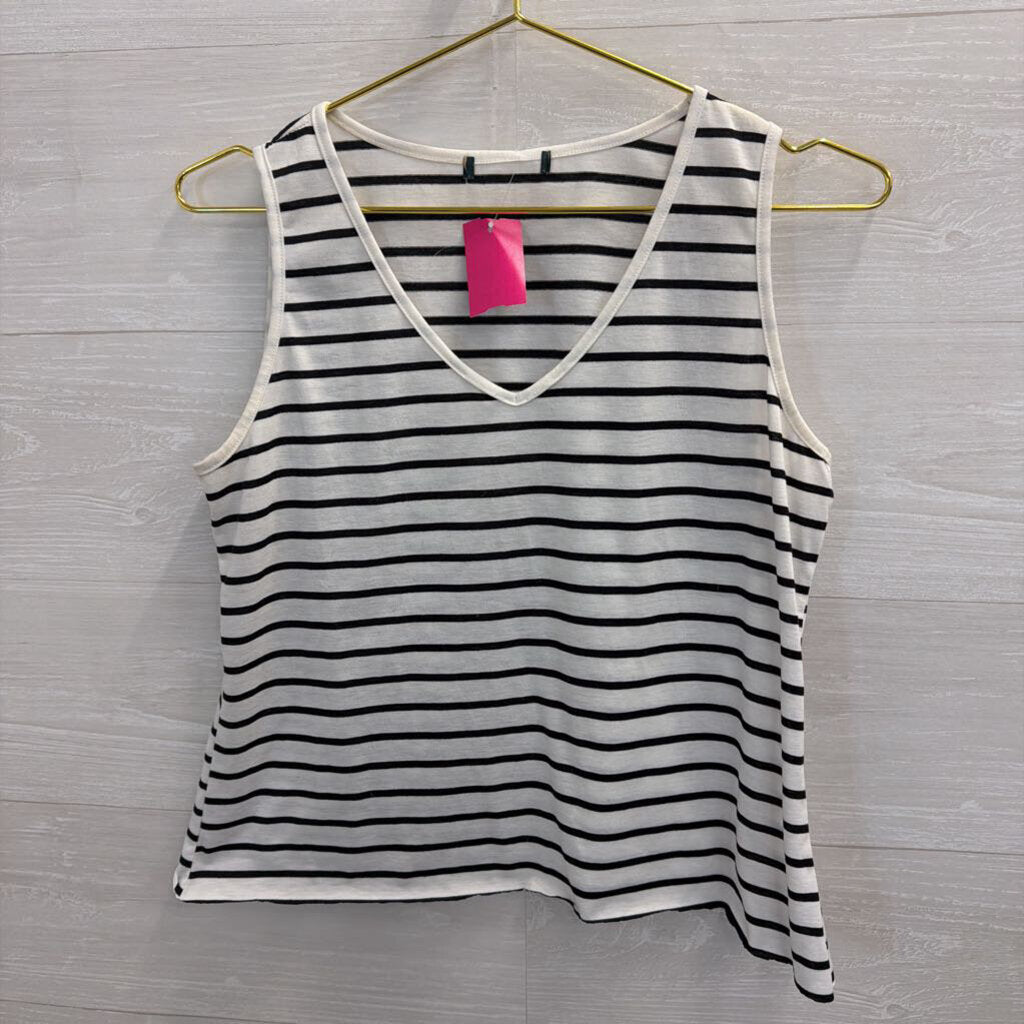 Black/ White Striped Cropped Tank Top Medium